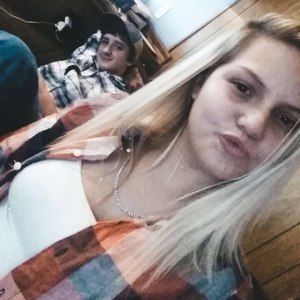 Meet your Posher, Alyssa